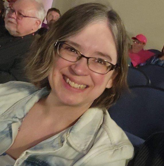 Meet your Posher, Shannon - Picture 1 of 1